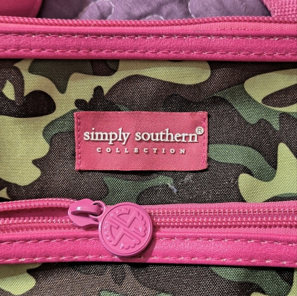 Simply Southern Crossbody Bag - Picture 4 of 5